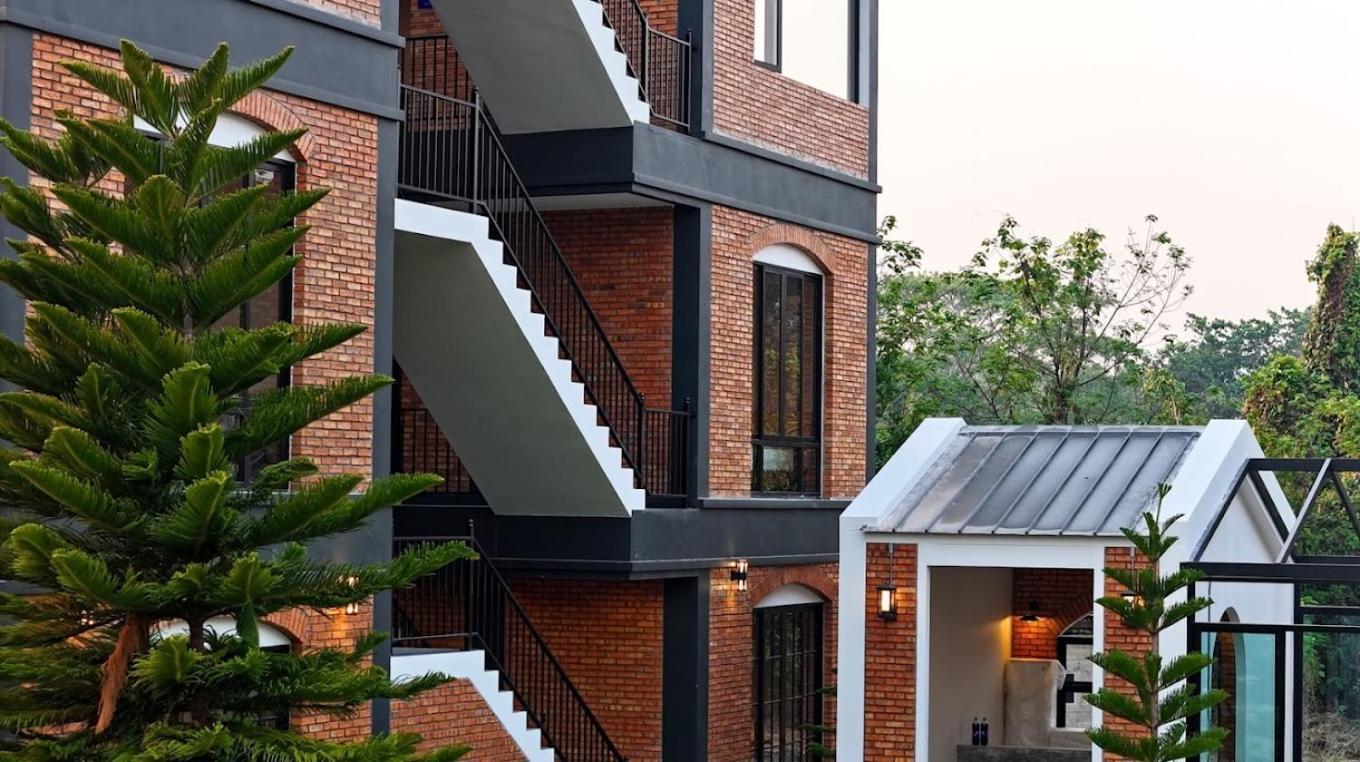 The Willoughby Maerim Hotel Chiang Mai Exterior foto